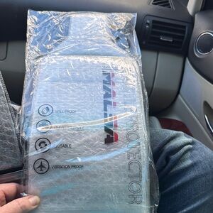 Set of 5 Wine Bottle Travel Protectors: Spill Proof, Reusable (NEW)